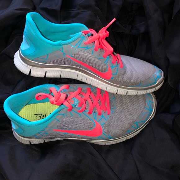 Nike Free Run 4.0 - Picture 1 of 5